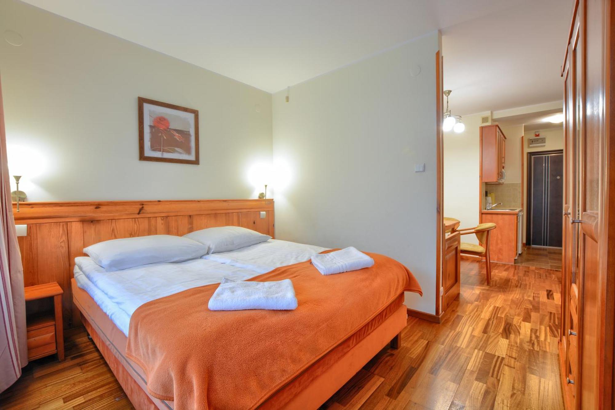 Apartamenty Na Pierwszym Pietrze Krynica Zdroj Luaran gambar