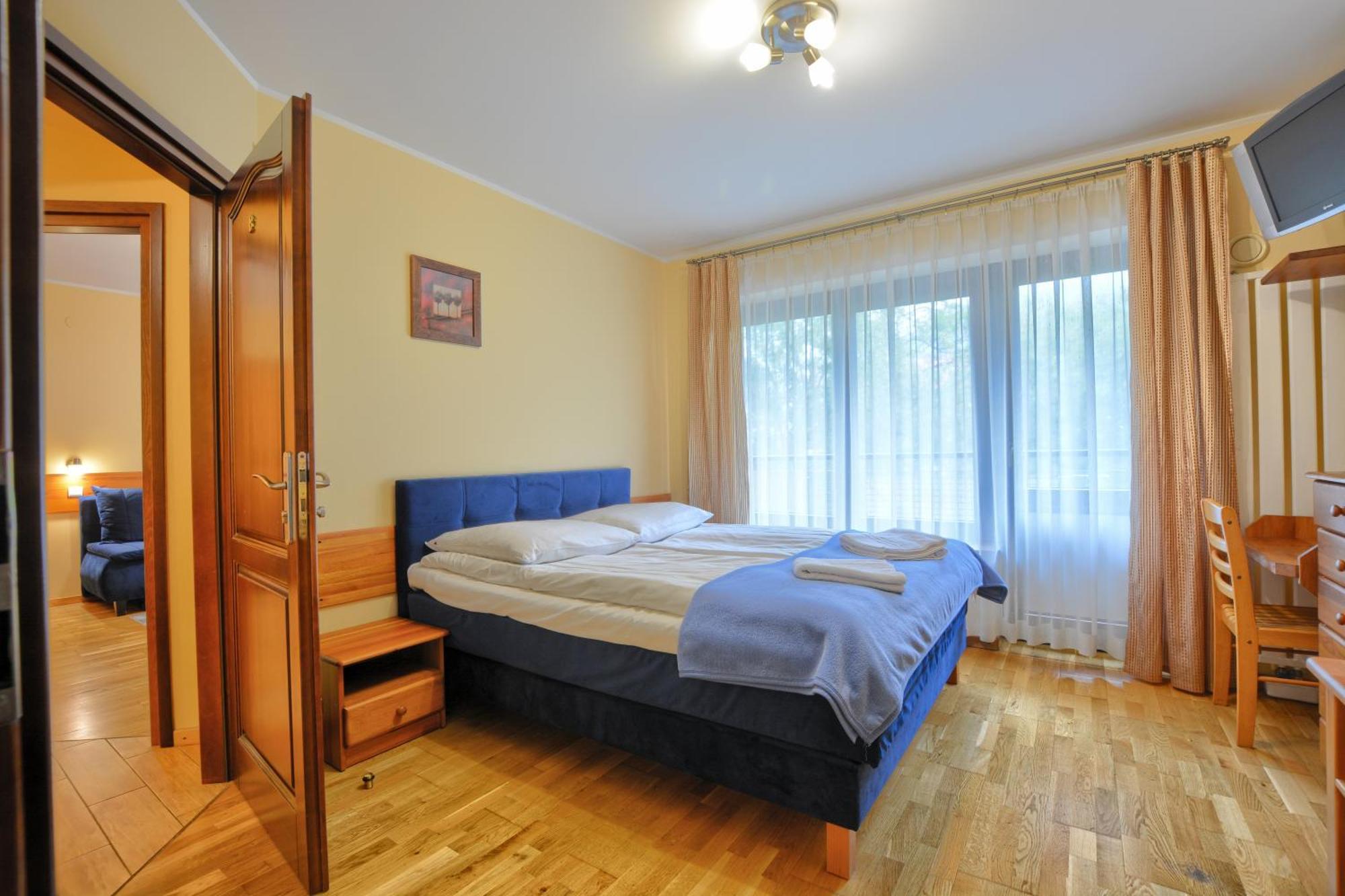 Apartamenty Na Pierwszym Pietrze Krynica Zdroj Luaran gambar