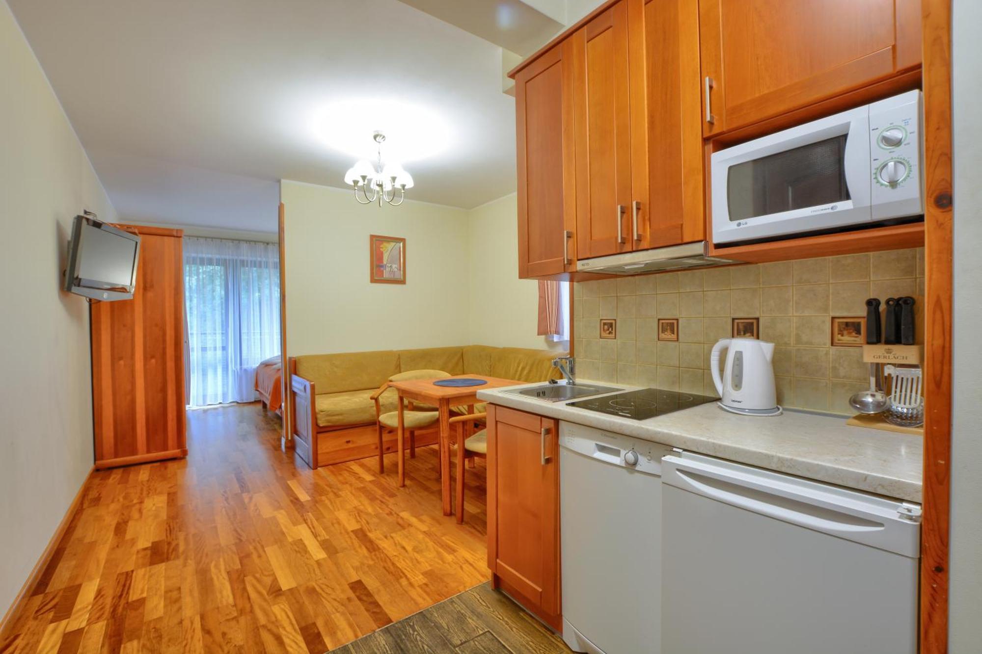 Apartamenty Na Pierwszym Pietrze Krynica Zdroj Luaran gambar